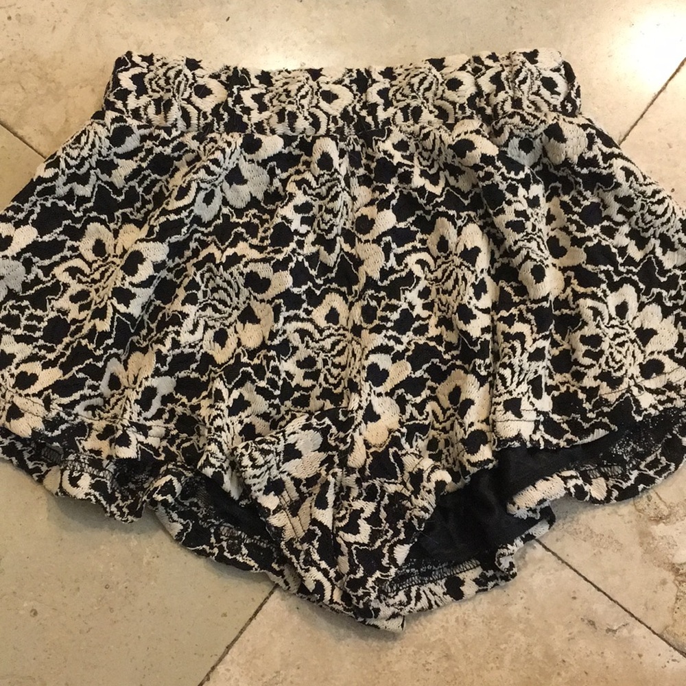 Brandy Melville shorts